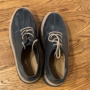 Seychelles Black and Tan Leather Oxfords